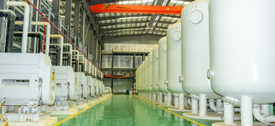 Optimizaci&oacute;n de procesos y potenciaci&oacute;n tecnol&oacute;gica: Soluci&oacute;n de los principales desaf&iacute;os de la reducci&oacute;n de costes y la producci&oacute;n a gran escala en la extracci&oacute;n de litio MVR.